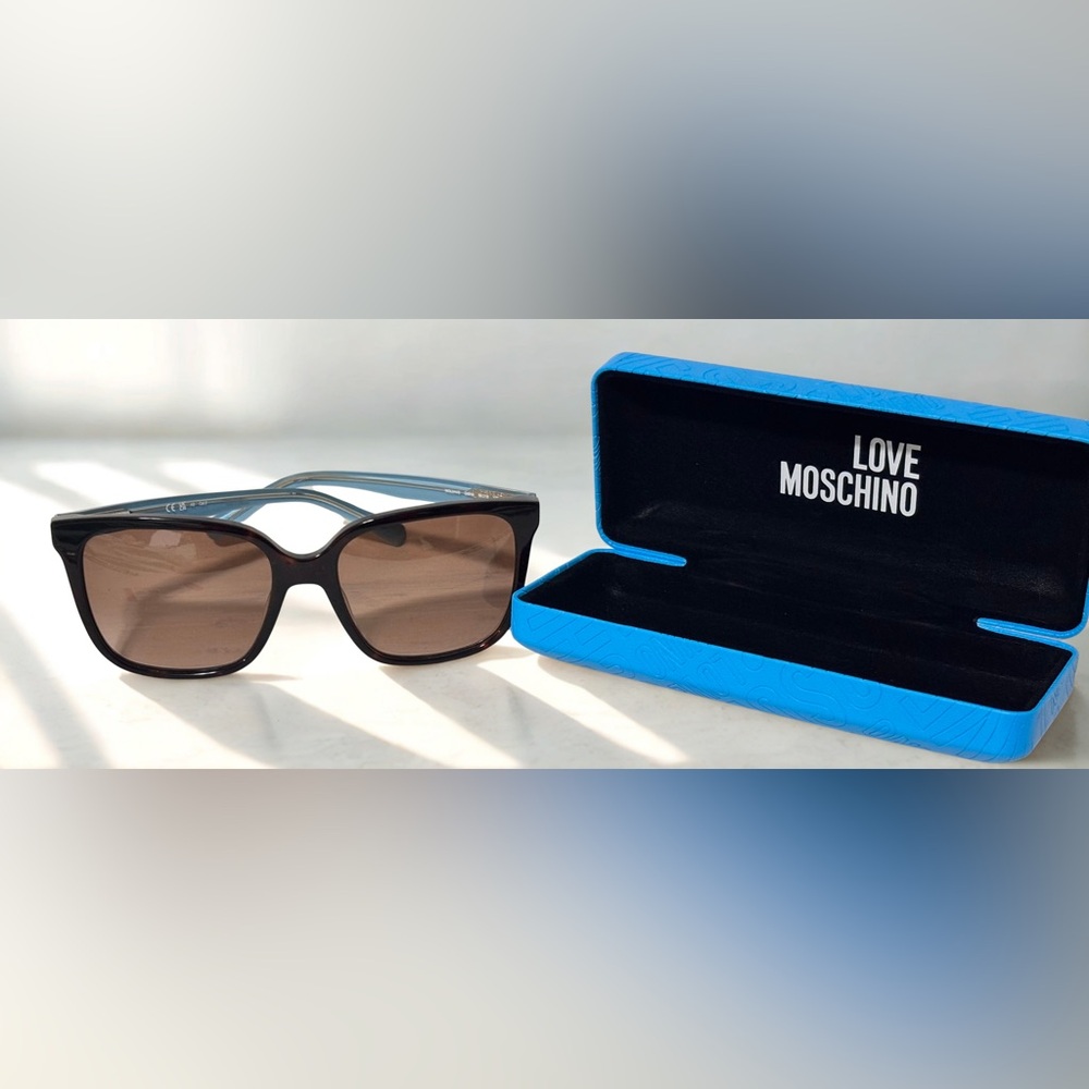 Love Moschino Oversized Brown Gradient Sunglasses w/ Blue Arms & Case